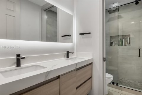 Villa ou maison à vendre à Miramar, Floride: 4 chambres, 229.47 m2 № 2027296 - photo 13