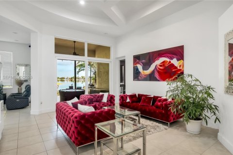 Villa ou maison à vendre à Miramar, Floride: 4 chambres, 229.47 m2 № 2027296 - photo 19