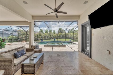 House in Fish Hawk, Florida 4 bedrooms, 352.75 sq.m. № 1815379 - photo 18