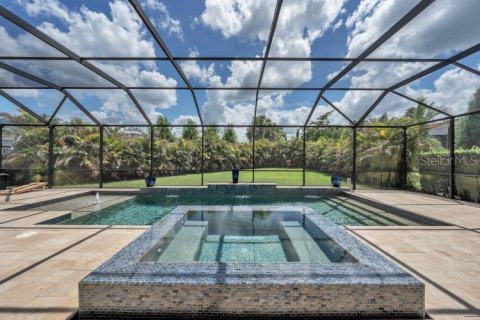 House in Fish Hawk, Florida 4 bedrooms, 352.75 sq.m. № 1815379 - photo 8