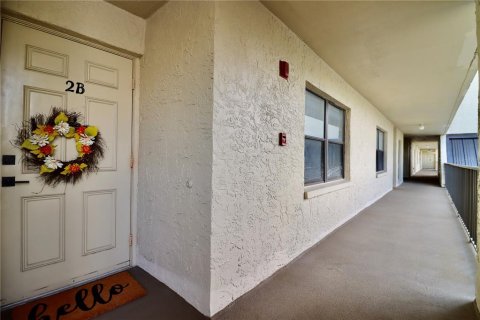 Copropriété à louer à Clearwater, Floride: 2 chambres, 99.41 m2 № 1877470 - photo 1