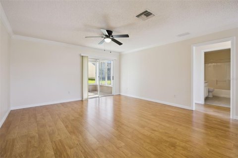 House in The Villages, Florida 3 bedrooms, 117.52 sq.m. № 2202996 - photo 19