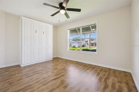 House in The Villages, Florida 3 bedrooms, 117.52 sq.m. № 2202996 - photo 27