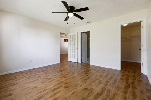 House in The Villages, Florida 3 bedrooms, 117.52 sq.m. № 2202996 - photo 20