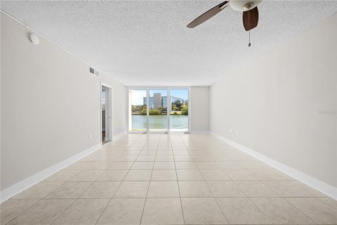 Condominio en venta en South Pasadena, Florida, 2 dormitorios, 97.55 m2 № 2205253 - foto 18