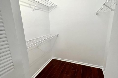 Condo in Lake Worth, Florida, 3 bedrooms  № 2250588 - photo 10