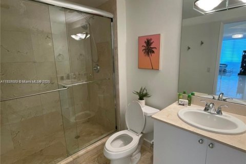 Condo in Sunny Isles Beach, Florida, 3 bedrooms  № 1864903 - photo 14