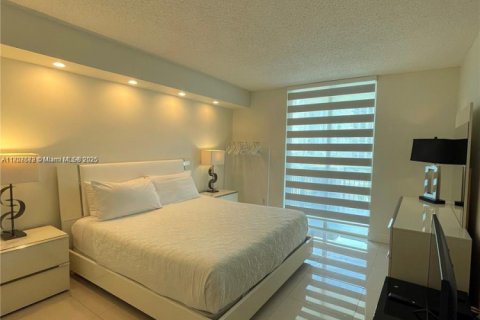 Condo in Sunny Isles Beach, Florida, 3 bedrooms  № 1864903 - photo 6