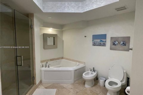 Condo in Sunny Isles Beach, Florida, 3 bedrooms  № 1864903 - photo 13