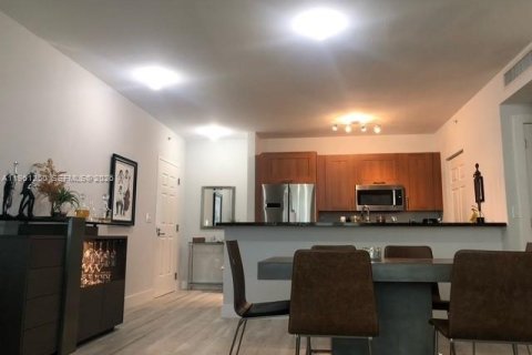 Condominio en venta en Coral Gables, Florida, 2 dormitorios, 104.79 m2 № 2023278 - foto 7