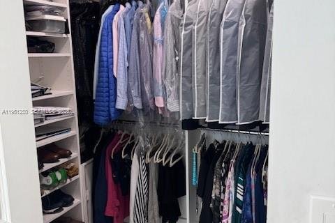 Condominio en venta en Coral Gables, Florida, 2 dormitorios, 104.79 m2 № 2023278 - foto 29