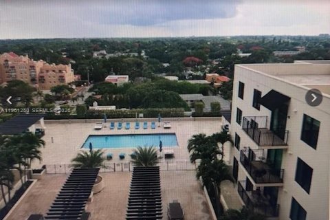 Кондоминиум с 2 спальнями в Корал-Гейблс, Флорида № 2023278