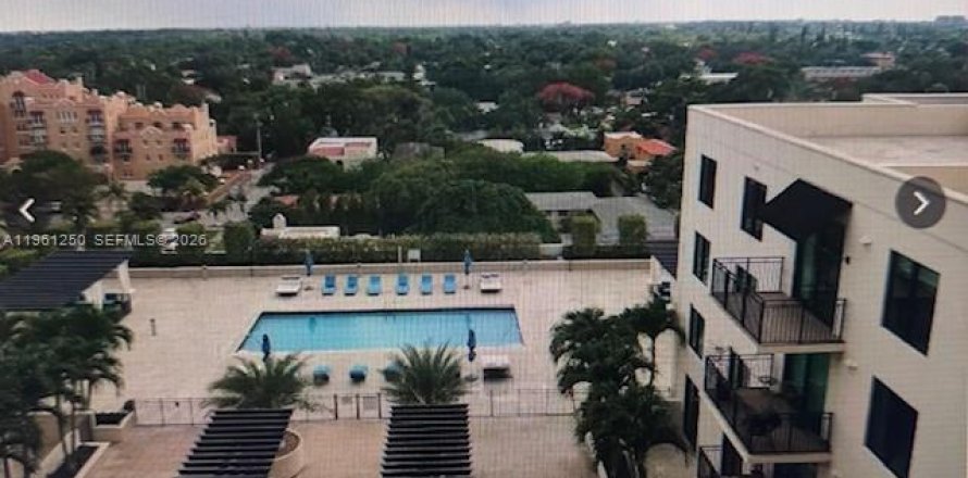 Condominio en Coral Gables, Florida, 2 dormitorios № 2023278