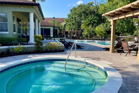 Condo in Orlando, Florida, 3 bedrooms № 2103644 - photo 20