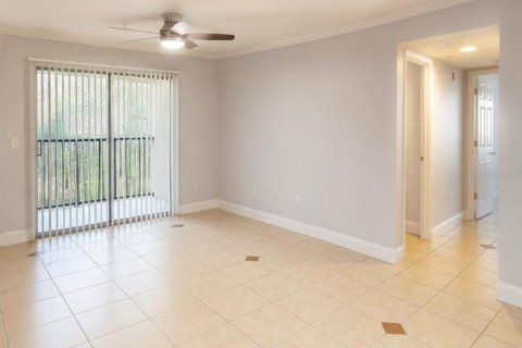 Condo in Orlando, Florida, 3 bedrooms № 2103644 - photo 8