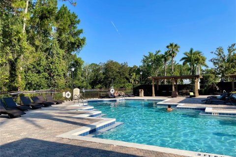Condo in Orlando, Florida, 3 bedrooms № 2103644 - photo 19