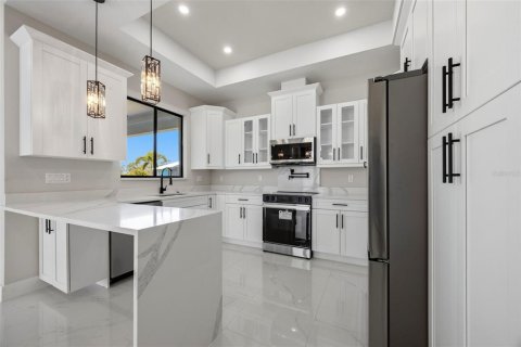 Villa ou maison à vendre à Placida, Floride: 3 chambres, 142.23 m2 № 2107865 - photo 12
