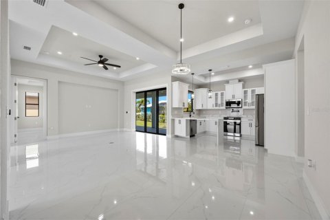 Villa ou maison à vendre à Placida, Floride: 3 chambres, 142.23 m2 № 2107865 - photo 9