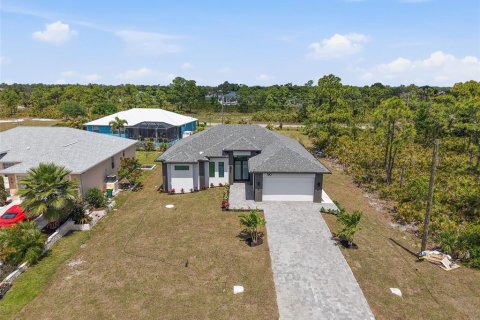 Villa ou maison à vendre à Placida, Floride: 3 chambres, 142.23 m2 № 2107865 - photo 2