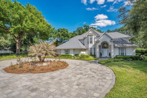 House in Lakeland, Florida 4 bedrooms, 357.4 sq.m. № 2226847 - photo 2