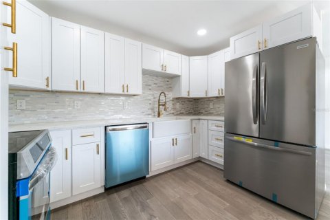 Casa en venta en Port Charlotte, Florida, 3 dormitorios, 203.08 m2 № 1759489 - foto 10