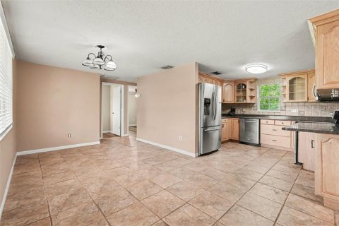 Villa ou maison à vendre à Ruskin, Floride: 3 chambres, 152.73 m2 № 2291384 - photo 4