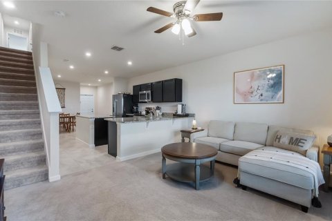 Adosado en venta en Davenport, Florida, 3 dormitorios, 131.27 m2 № 2296708 - foto 14