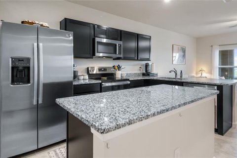 Adosado en venta en Davenport, Florida, 3 dormitorios, 131.27 m2 № 2296708 - foto 9