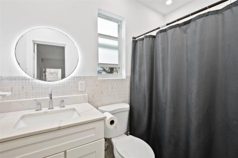 Casa en venta en Hollywood, Florida, 4 dormitorios № 1862960 - foto 15