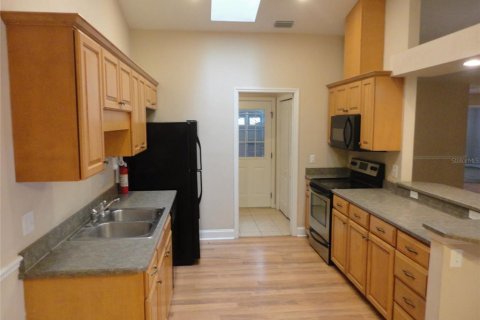 Apartamento en alquiler en Newberry, Florida, 3 dormitorios, 138.33 m2 № 1880809 - foto 4