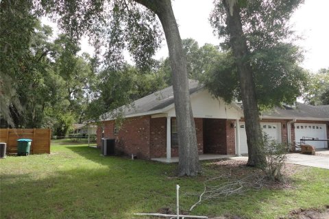 Apartamento en alquiler en Newberry, Florida, 3 dormitorios, 138.33 m2 № 1880809 - foto 2