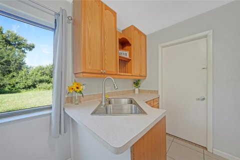 House in Port Charlotte, Florida 3 bedrooms, 84.73 sq.m. № 1884995 - photo 7