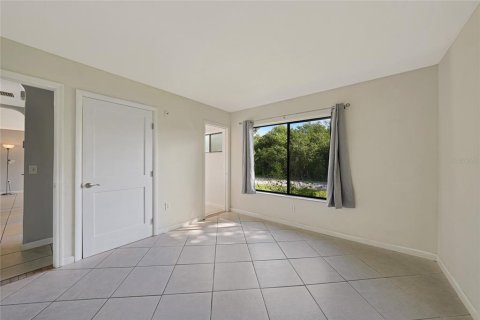 House in Port Charlotte, Florida 3 bedrooms, 84.73 sq.m. № 1884995 - photo 12