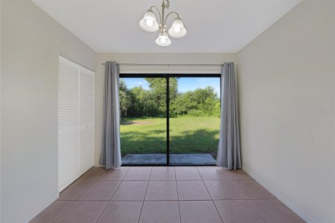 House in Port Charlotte, Florida 3 bedrooms, 84.73 sq.m. № 1884995 - photo 20