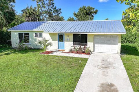House in Port Charlotte, Florida 3 bedrooms, 84.73 sq.m. № 1884995 - photo 2