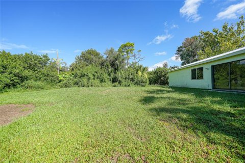 House in Port Charlotte, Florida 3 bedrooms, 84.73 sq.m. № 1884995 - photo 26