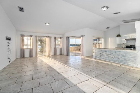 Villa ou maison à louer à Ocoee, Floride: 3 chambres, 125.33 m2 № 2396972 - photo 15
