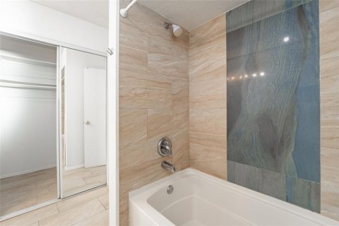 Villa ou maison à louer à Ocoee, Floride: 3 chambres, 125.33 m2 № 2396972 - photo 22