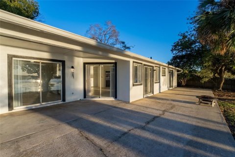 Villa ou maison à louer à Ocoee, Floride: 3 chambres, 125.33 m2 № 2396972 - photo 7