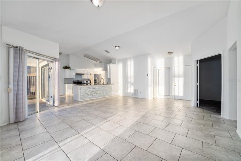 Villa ou maison à louer à Ocoee, Floride: 3 chambres, 125.33 m2 № 2396972 - photo 16