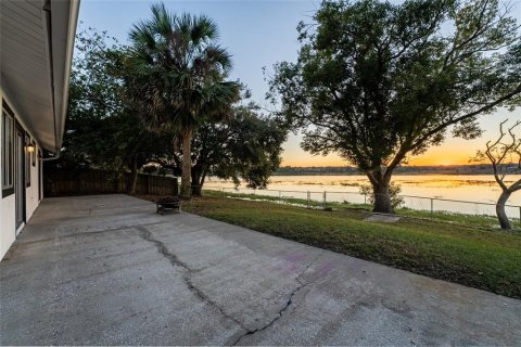Villa ou maison à louer à Ocoee, Floride: 3 chambres, 125.33 m2 № 2396972 - photo 11