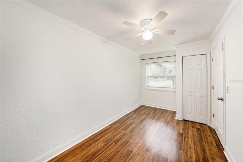 House in Odessa, Florida 5 bedrooms, 219.44 sq.m. № 1514166 - photo 23
