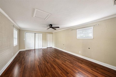 House in Odessa, Florida 5 bedrooms, 219.44 sq.m. № 1514166 - photo 19