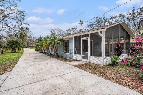 House in Odessa, Florida 5 bedrooms, 219.44 sq.m. № 1514166 - photo 6