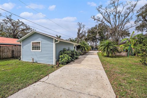 House in Odessa, Florida 5 bedrooms, 219.44 sq.m. № 1514166 - photo 7