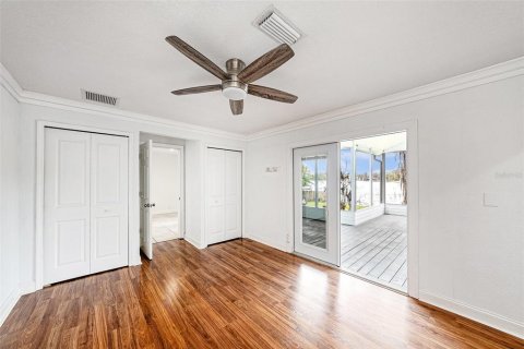 House in Odessa, Florida 5 bedrooms, 219.44 sq.m. № 1514166 - photo 22