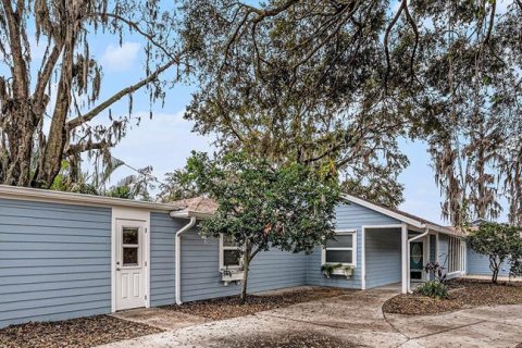 House in Odessa, Florida 5 bedrooms, 219.44 sq.m. № 1514166 - photo 1