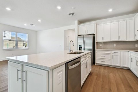 House in Riverview, Florida 5 bedrooms, 285.77 sq.m. № 1439223 - photo 6