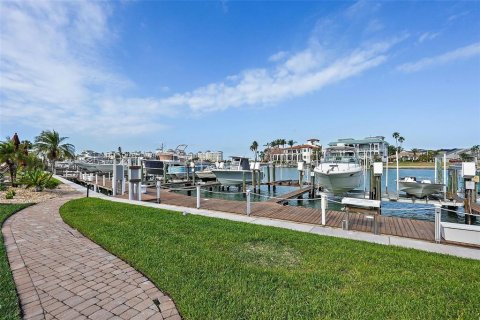 Condominio en venta en Tierra Verde, Florida, 2 dormitorios, 153.29 m2 № 1649522 - foto 26