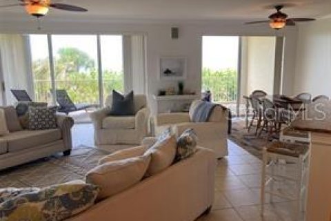 Condominio en venta en Cocoa Beach, Florida, 3 dormitorios, 191.29 m2 № 1797320 - foto 3